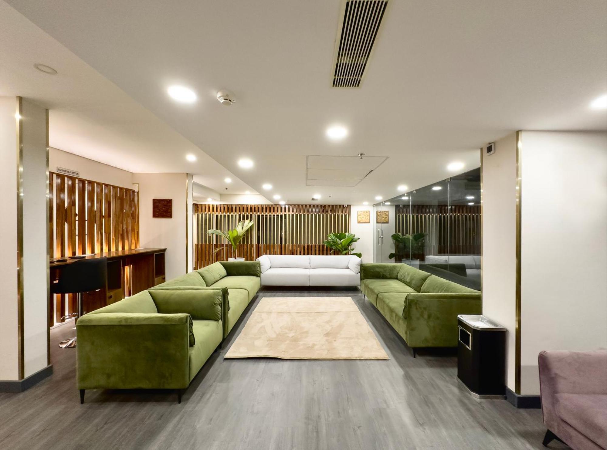 The Habitat Suites Guruvāyūr Exterior foto